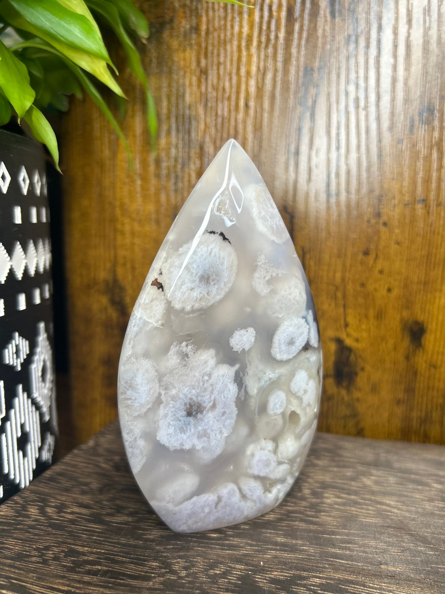 Black Flower Agate Tear Drop / Flame