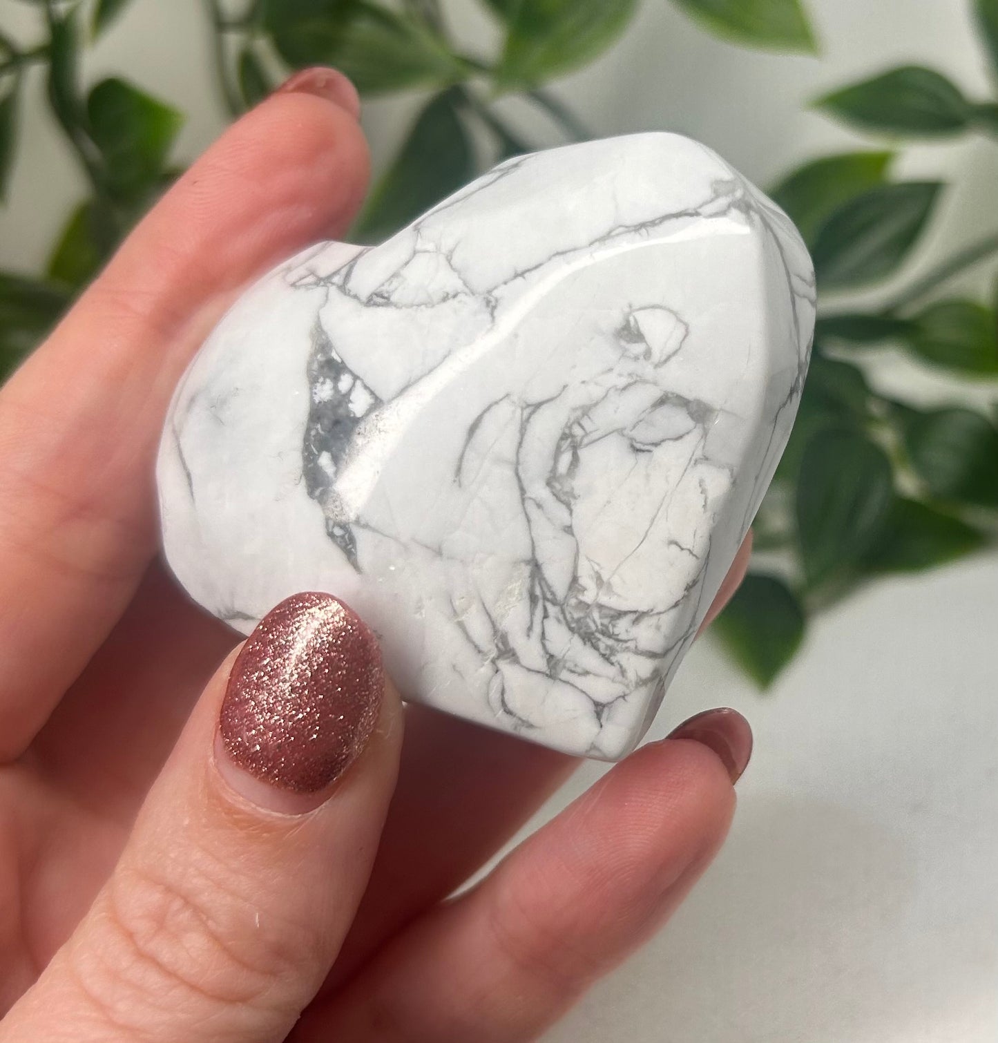 Howlite Heart
