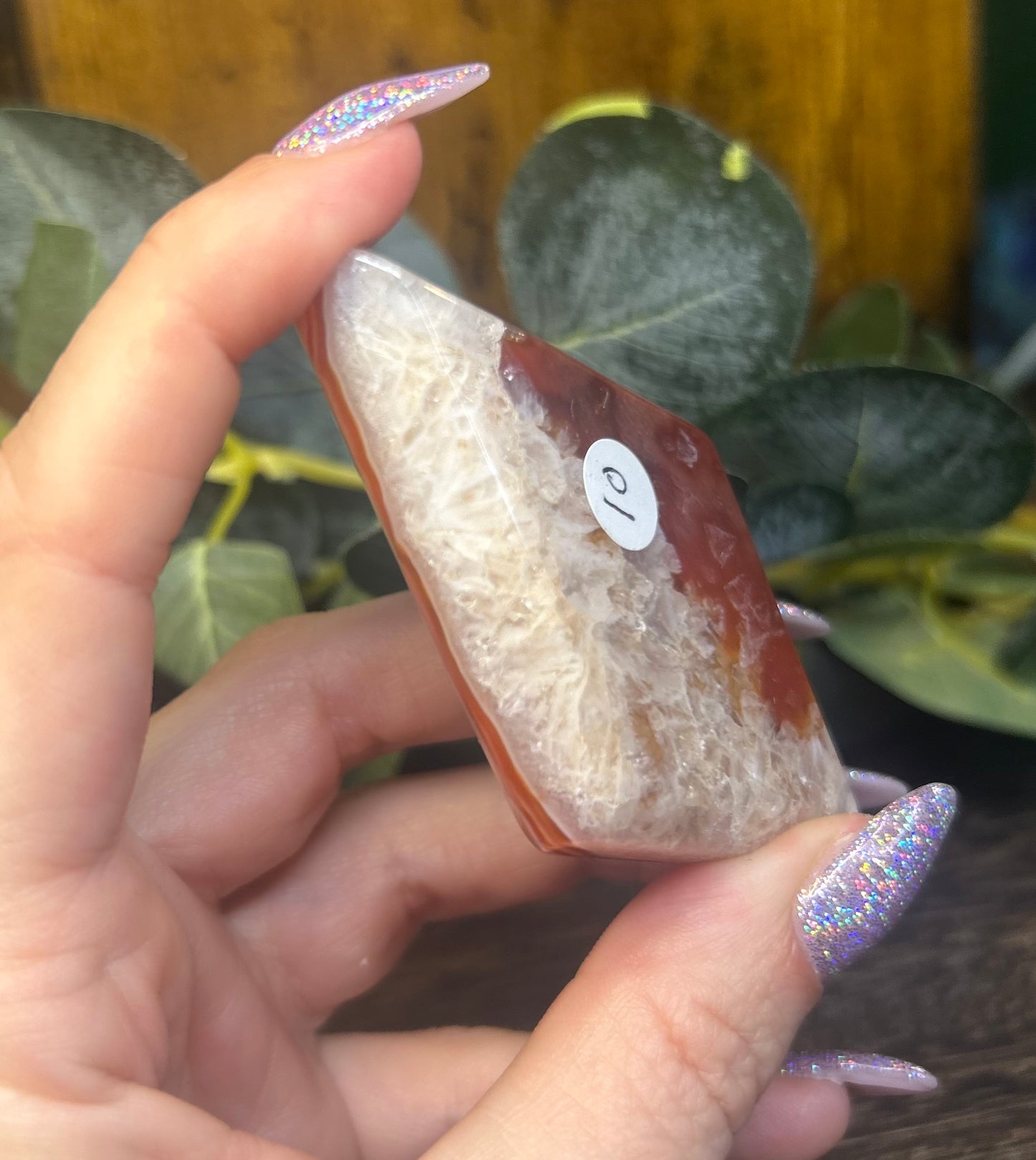 Carnelian Agate Crystal Diamond Carving