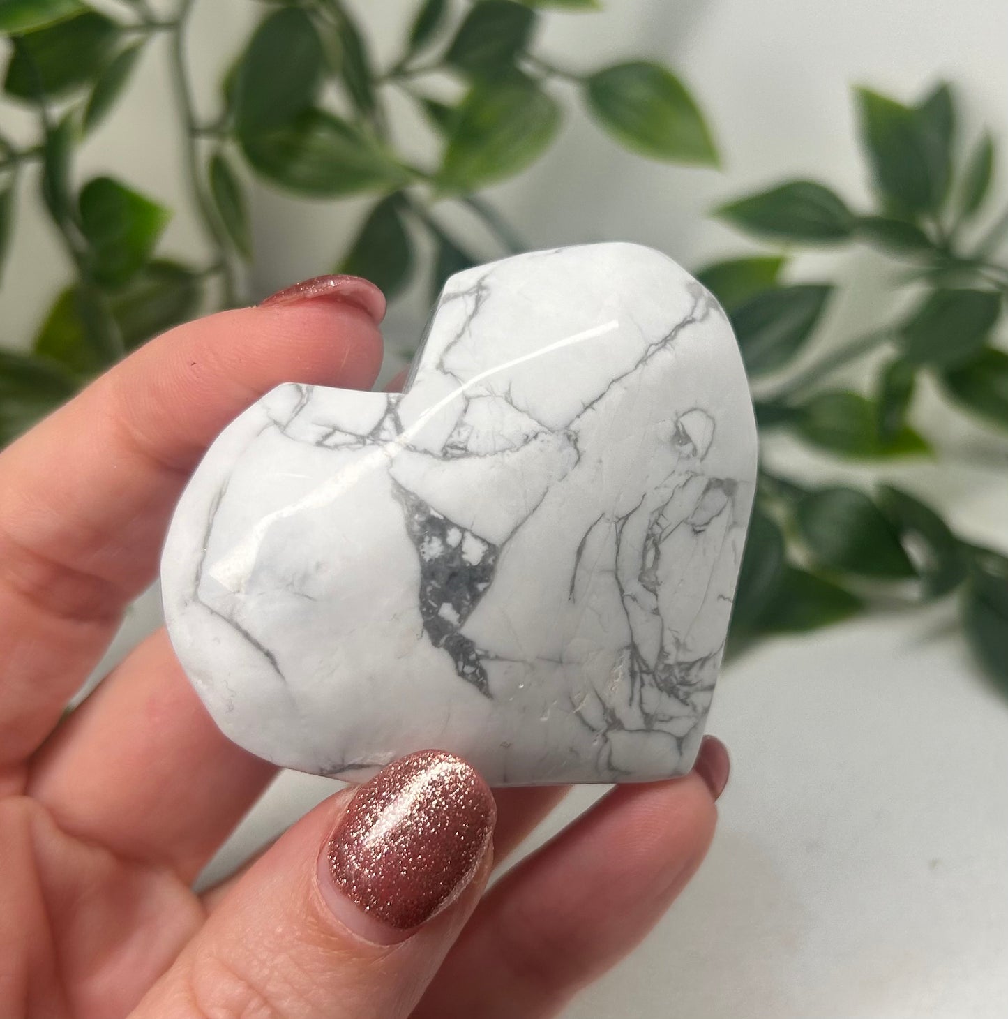 Howlite Heart