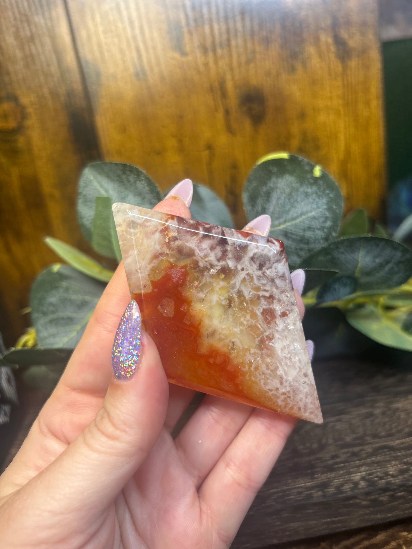Carnelian Agate Crystal Diamond Carving