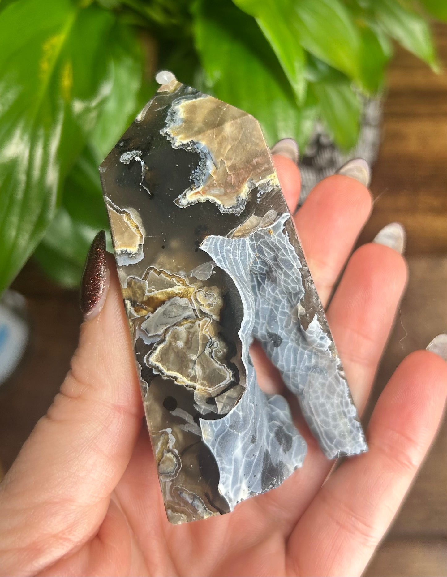 Volcano Agate Crystal Tower Carving