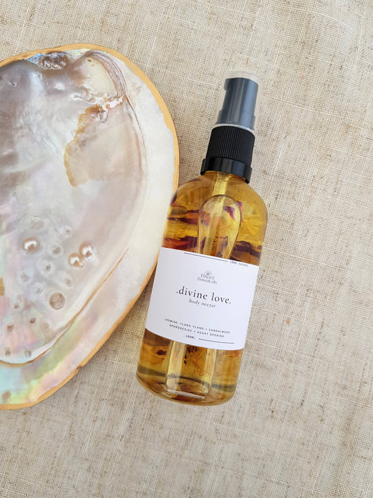 Divine Love Body Nectar, Massage oil with Jasmine.