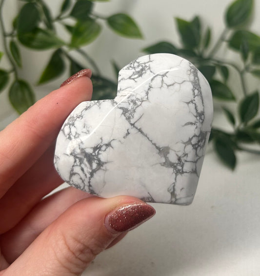 Howlite Heart