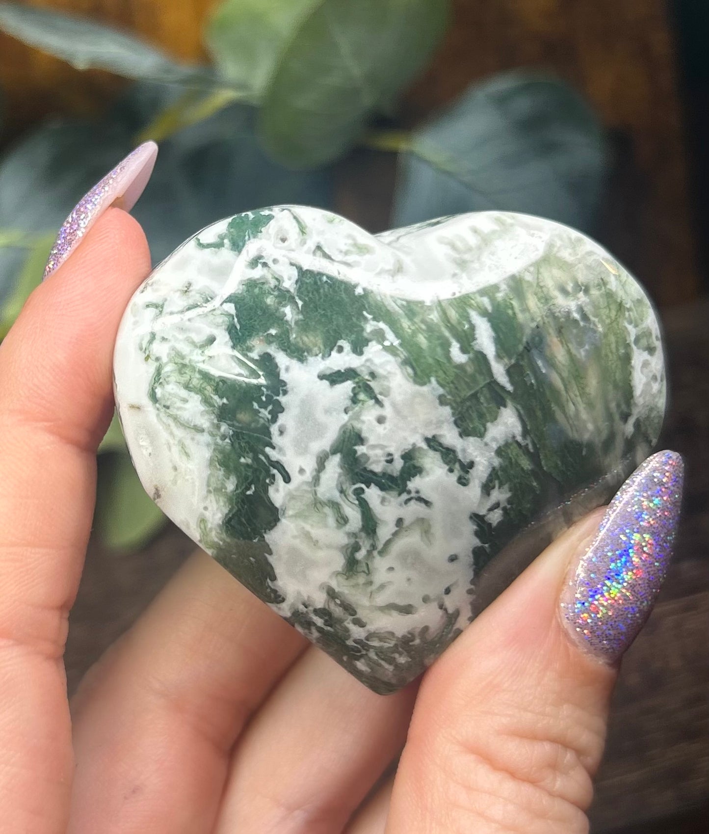 Moss Agate Heart Palm white / green