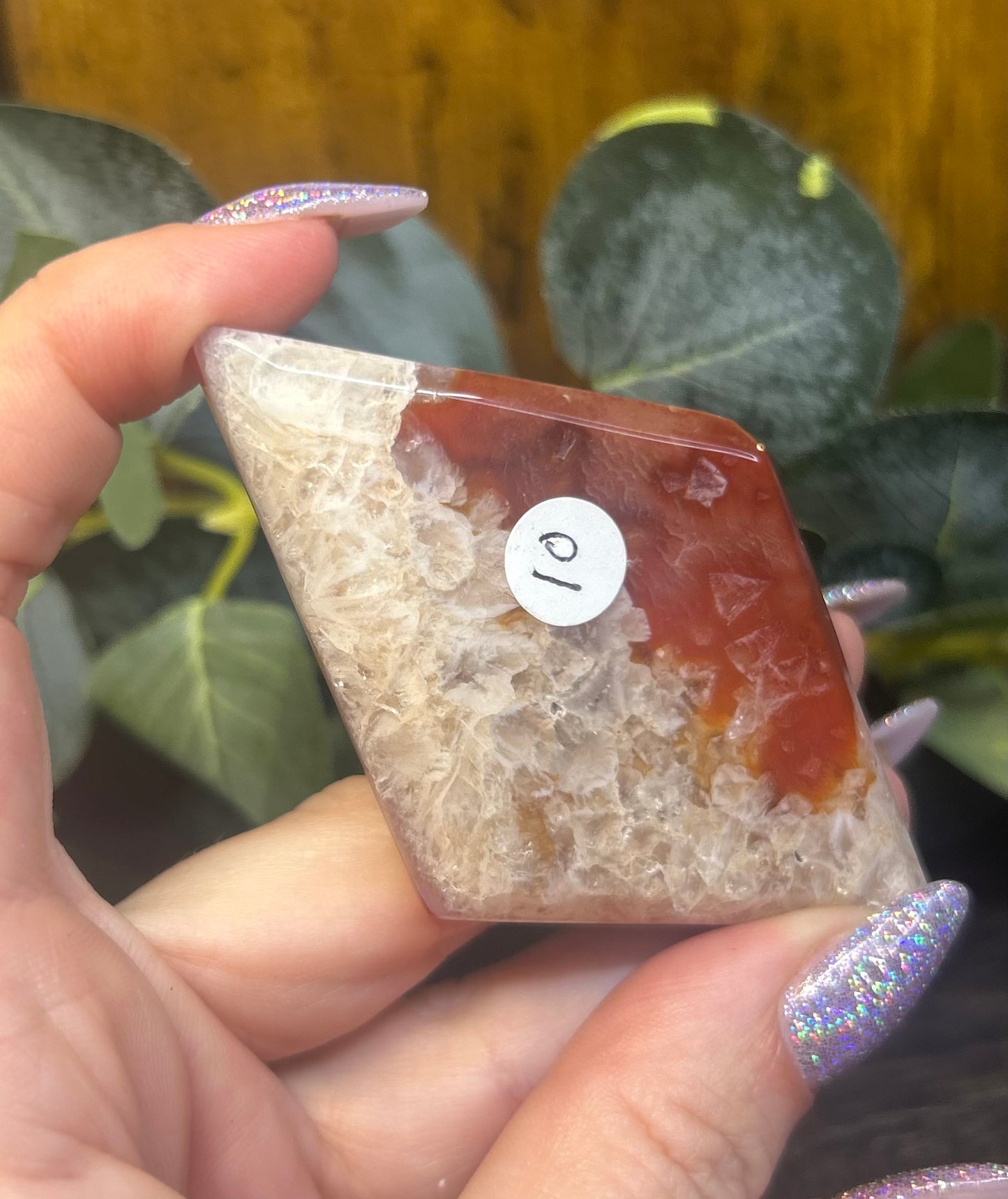 Carnelian Agate Crystal Diamond Carving