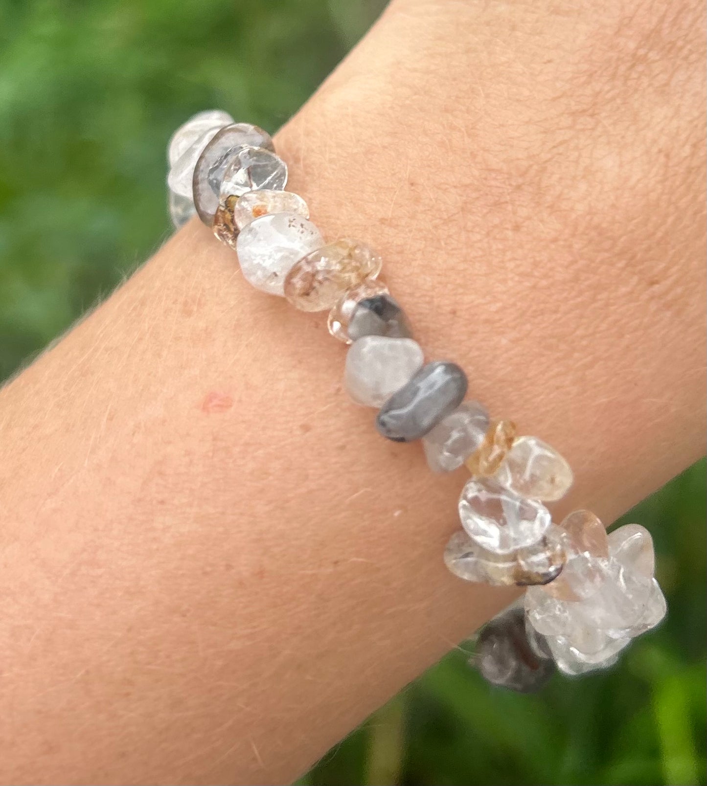 Mixed Crystal Chip Bracelet Quartz, golden healer