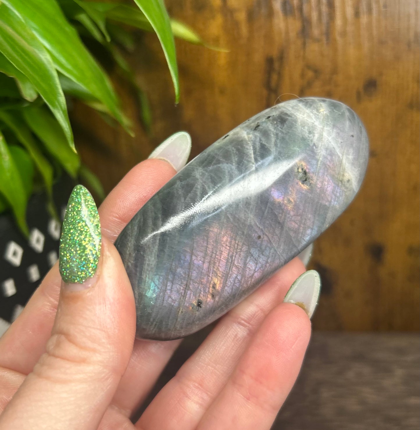 Labradorite Rainbow Flashy Palmstone